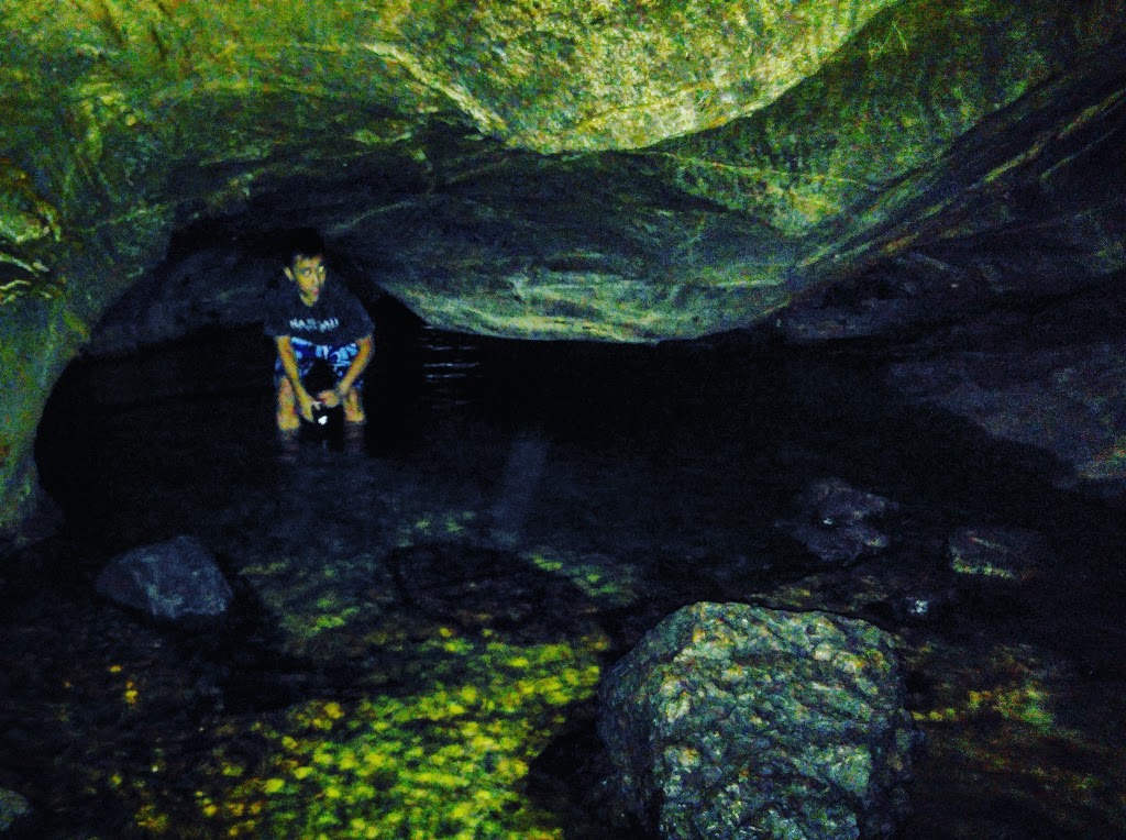 Lusk Cave | Trail 54, Sainte-Cécile-de-Masham, QC J0X 2W0, Canada | Phone: (819) 827-2020