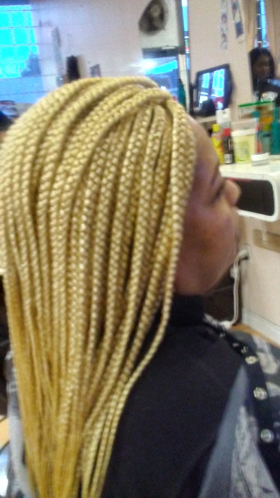 Hannahs Hair Design and Supplies | 4403 Kingston Rd, Scarborough, ON M1E 2N2, Canada | Phone: (416) 208-0021