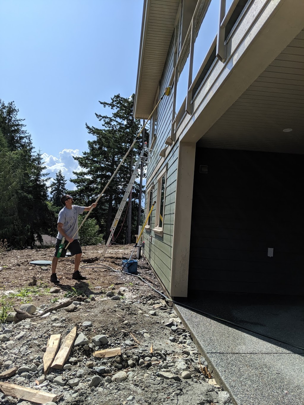 Four Seasons Exterior Cleaning | 3310 Savannah Pl, Nanaimo, BC V9T 6R9, Canada | Phone: (250) 327-9566