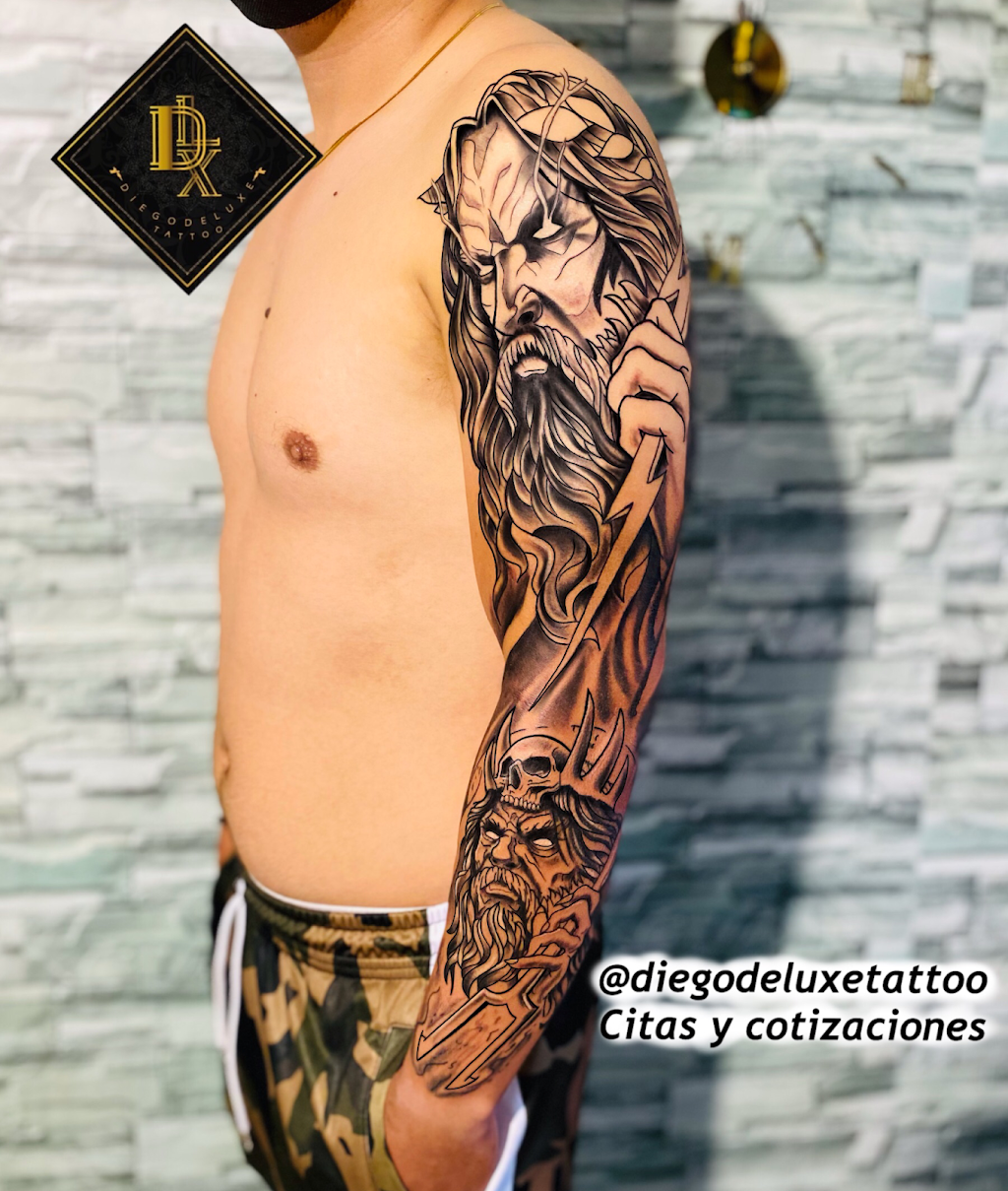 Deluxe Tattoo | Inverness St, Vancouver, BC V5X 4E9, Canada | Phone: (778) 917-8843