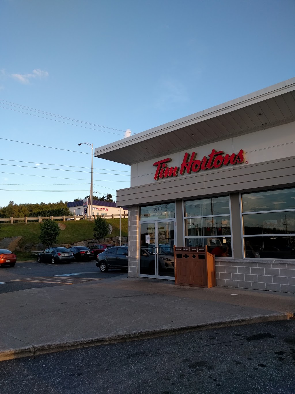 Tim Hortons | 2015 12e Avenue N, Sherbrooke, QC J1E 4J5, Canada | Phone: (819) 346-3673