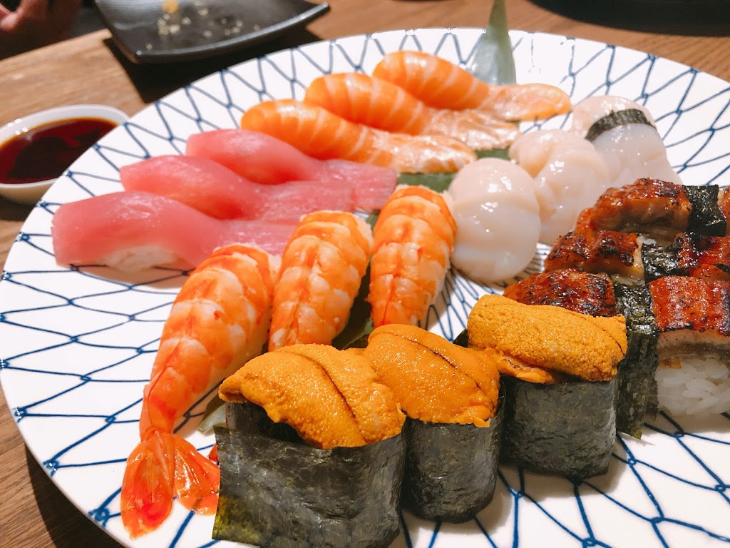 sushi by k | 874 Eglinton Ave E, East York, ON M4G 2L1, Canada | Phone: (416) 901-8130