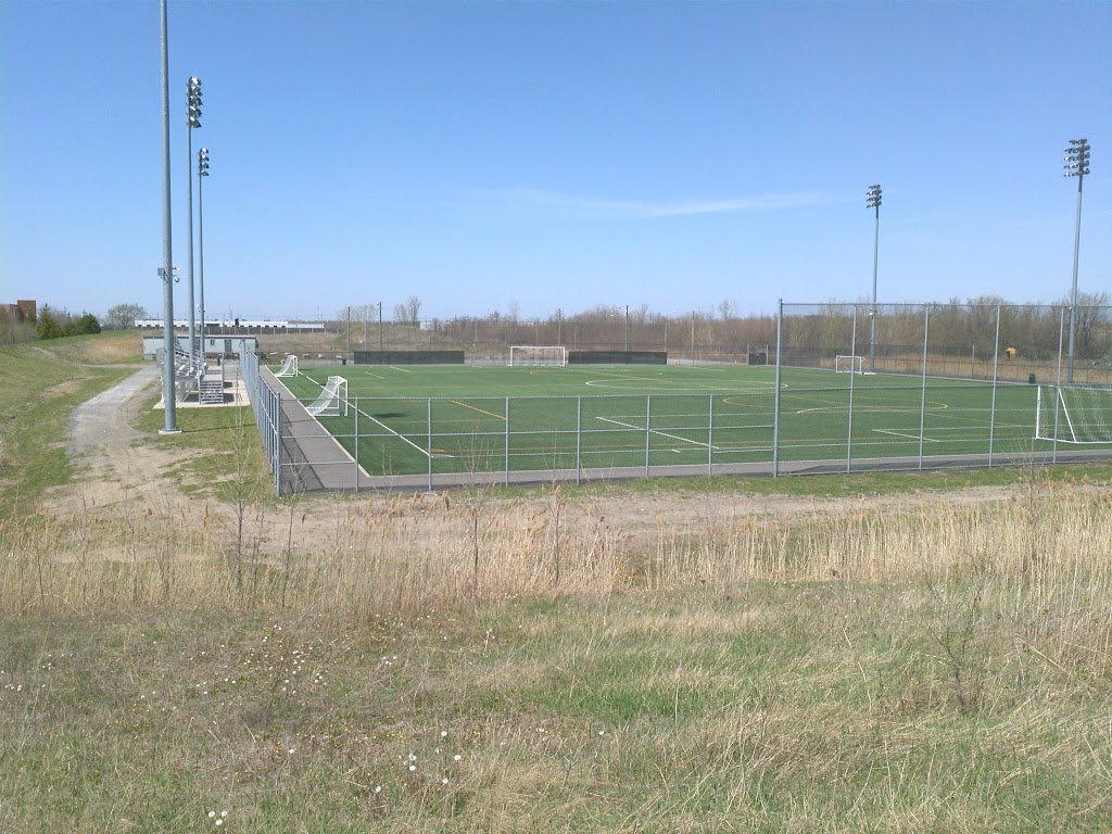 Terrain de soccer synthétique du parc Roger-Rousseau | Chemin Roger-Rousseau, Anjou, QC H1K 5B9, Canada | Phone: (514) 252-8601