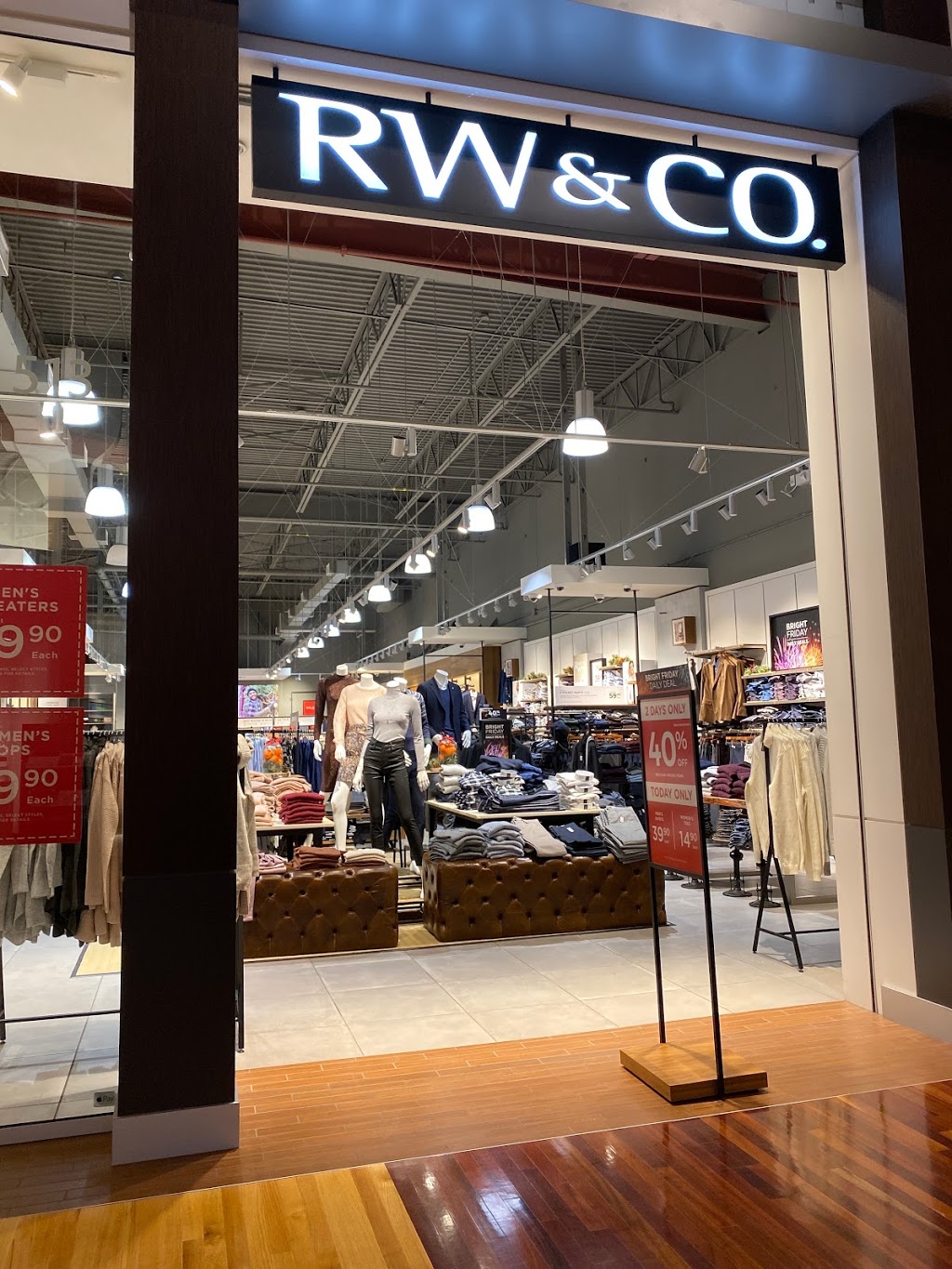 RW&CO. | 5000 Canoe Pass Way Unit 513, Tsawwassen, BC V4M 0B3, Canada | Phone: (604) 948-0484