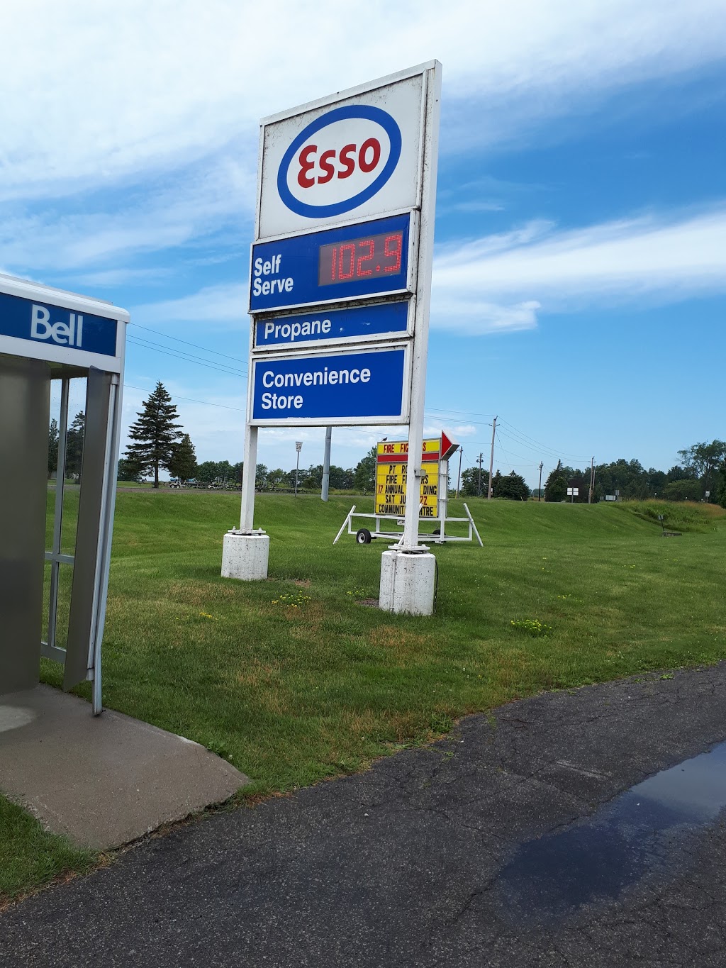 Esso | 160 Front Rd, Port Rowan, ON N0E 1M0, Canada | Phone: (519) 586-7753