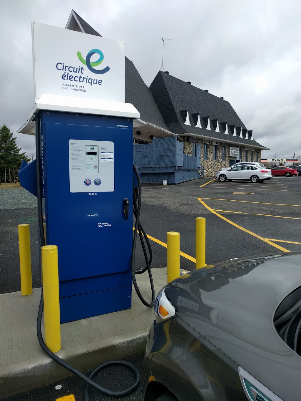 EV Fast Charging station | 1100 Rte Principale, Sainte-Anne-du-Sault, QC G0Z 1C0, Canada | Phone: (855) 999-8378