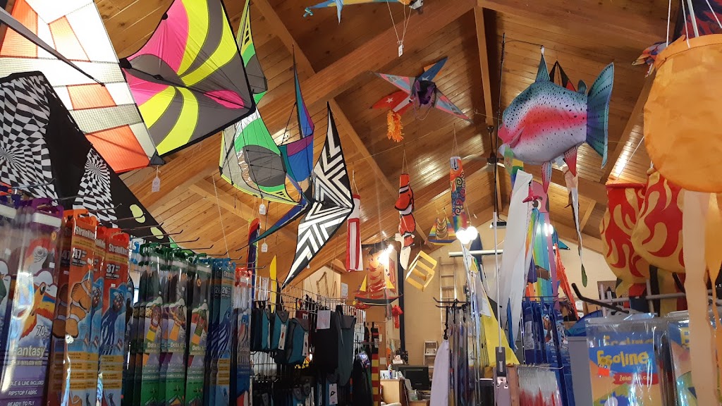 The Kite Guys | 4901 50 Ave, Bentley, AB T0C 0J0, Canada | Phone: (403) 658-5483