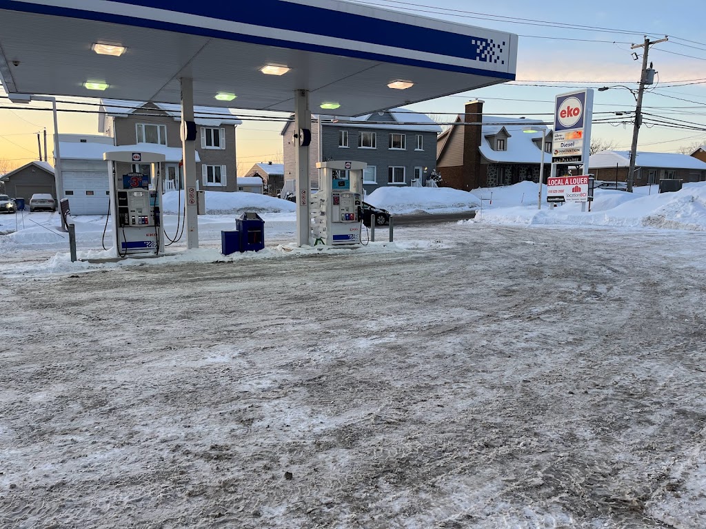 Déneigement St Émile, résidentiel/commercial | 1916 Av. Lapierre, Québec, QC G3E 1L6, Canada | Phone: (418) 849-3030