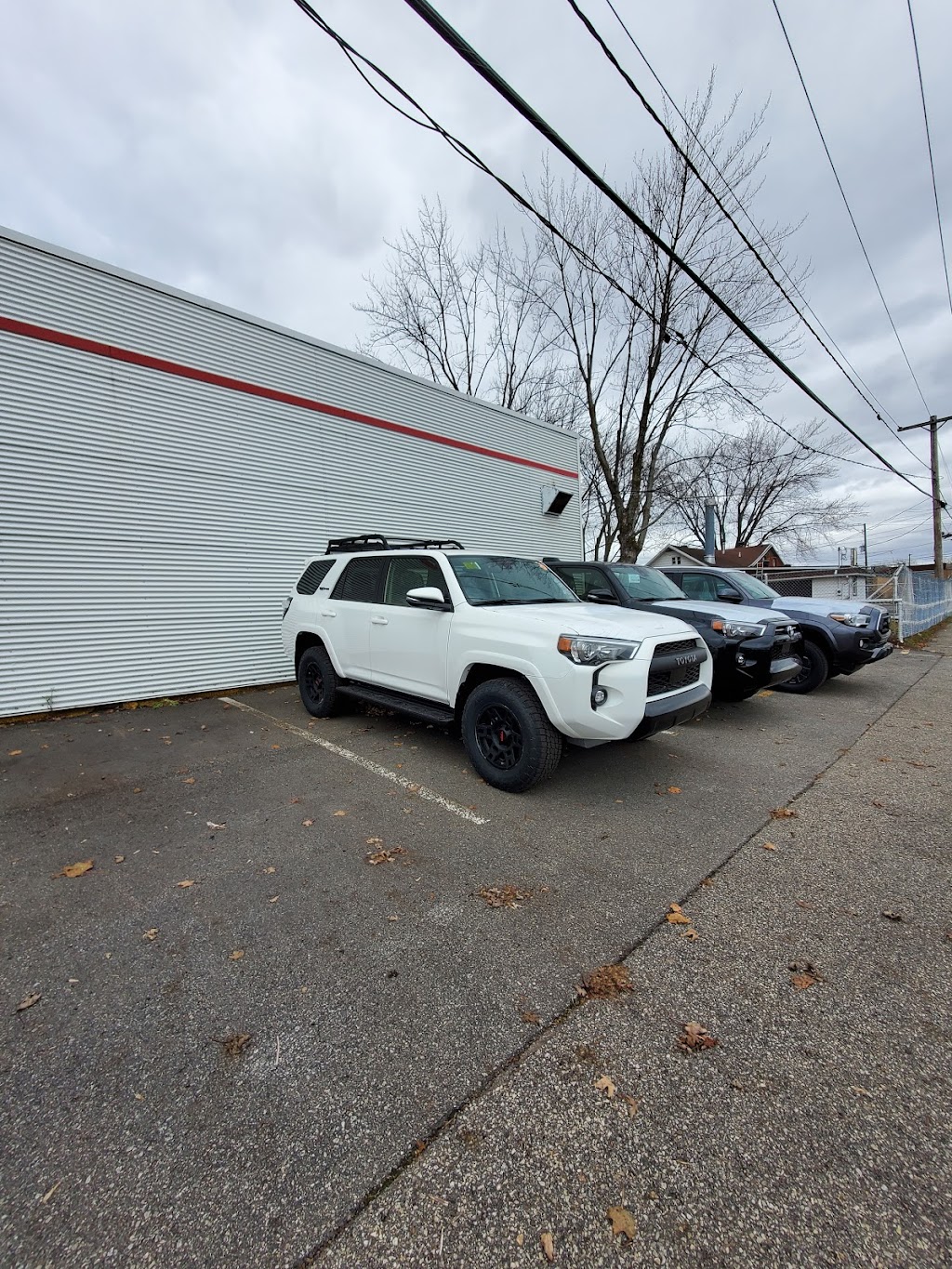 Blainville Toyota - Toyota Sainte-Thérèse | 120 Bd Desjardins E, Sainte-Thérèse, QC J7E 1C8, Canada | Phone: (450) 435-3685