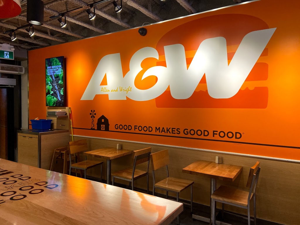 A&W Canada | 2625 Yonge St, Toronto, ON M4P 2J6, Canada | Phone: (416) 903-8465