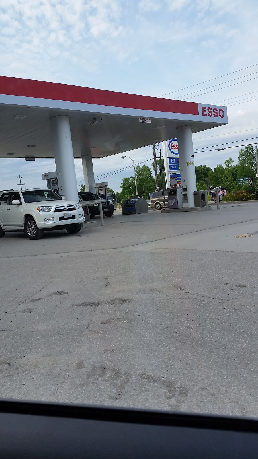 Esso | 2692 RR 2, ON-12, Brechin, ON L0K 1B0, Canada | Phone: (705) 484-5000