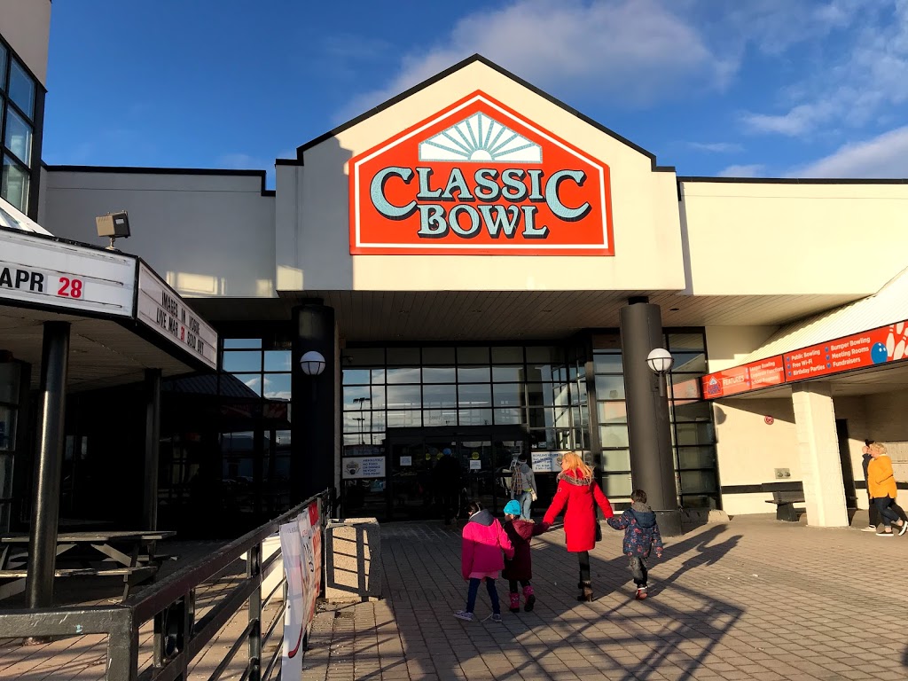 Classic Bowl | 3055 Dundas St W, Mississauga, ON L5L 3R8, Canada | Phone: (905) 607-2695