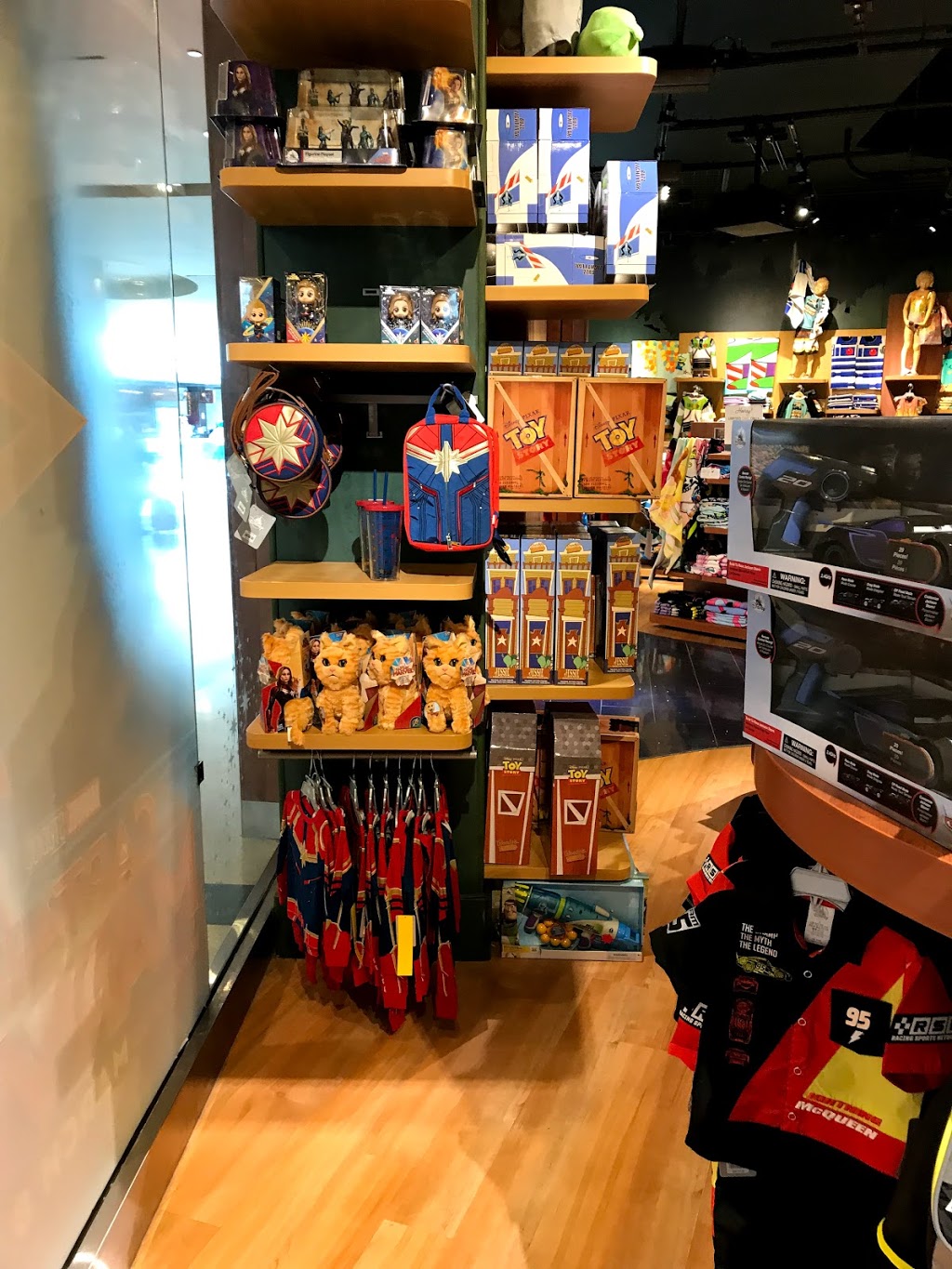 Disney Store | 300 Borough Dr, Scarborough, ON M1P 4P5, Canada | Phone: (416) 290-0456