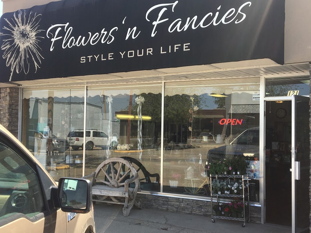 Flowers N Fancies | 121 Centre St, Vulcan, AB T0L 2B0, Canada | Phone: (403) 485-2746