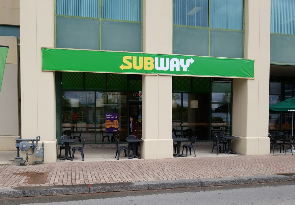 Subway | 10 Lower Spadina Ave Suite 102, Toronto, ON M5V 2Z2, Canada | Phone: (647) 350-6689