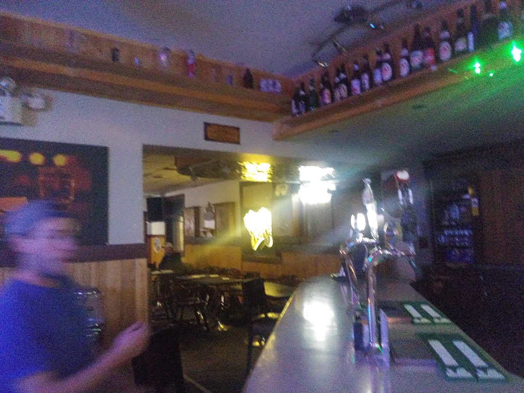Top Spot Pub | 87 High St, Sutton, ON L0E 1R0, Canada | Phone: (905) 722-7202