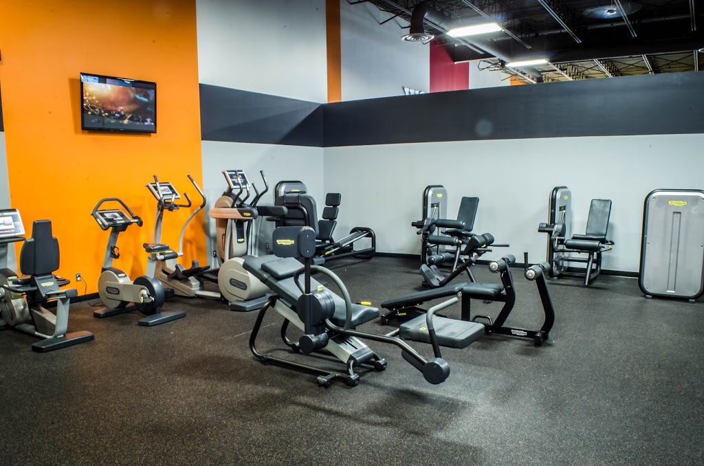 World Gym Neufchâtel | 4605 Boulevard de lAuvergne local 108, Québec, QC G2C 1H7, Canada | Phone: (418) 840-9000