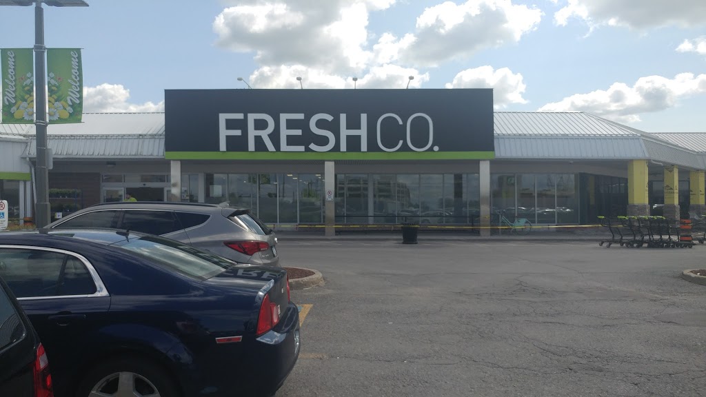 FreshCo | 2150 Robertson Rd, Nepean, ON K2H 9S1, Canada | Phone: (613) 726-8038