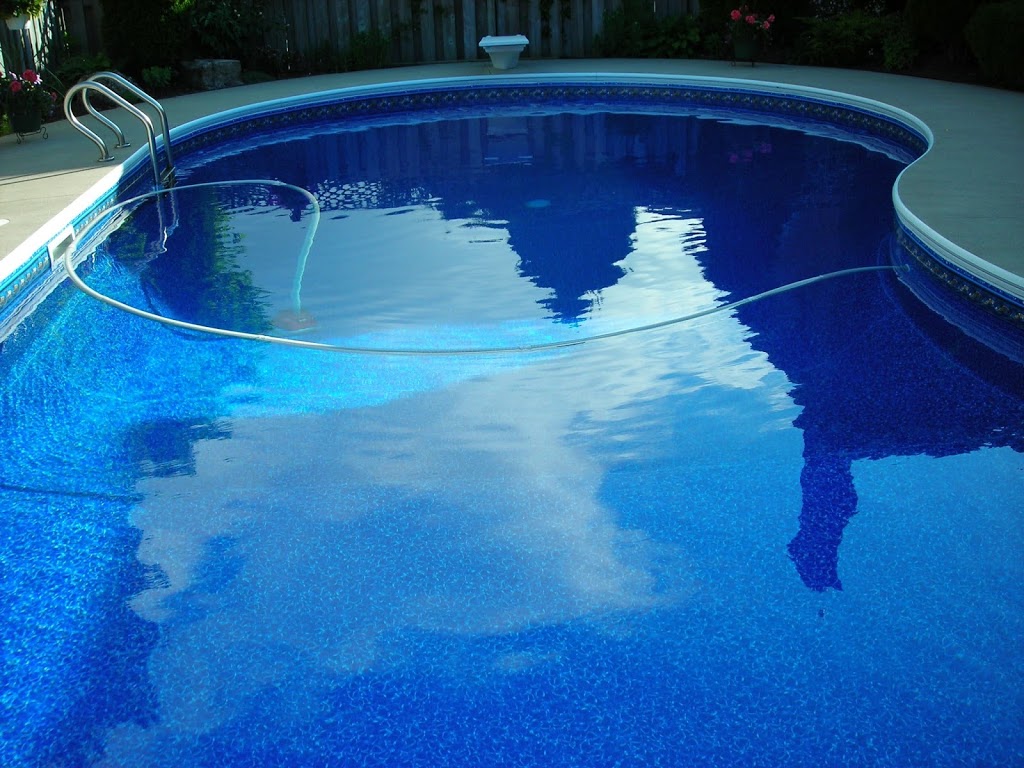 Pressure Clean Pools | 2210 Speers Rd, Oakville, ON L6L 2X8, Canada | Phone: (905) 465-3305