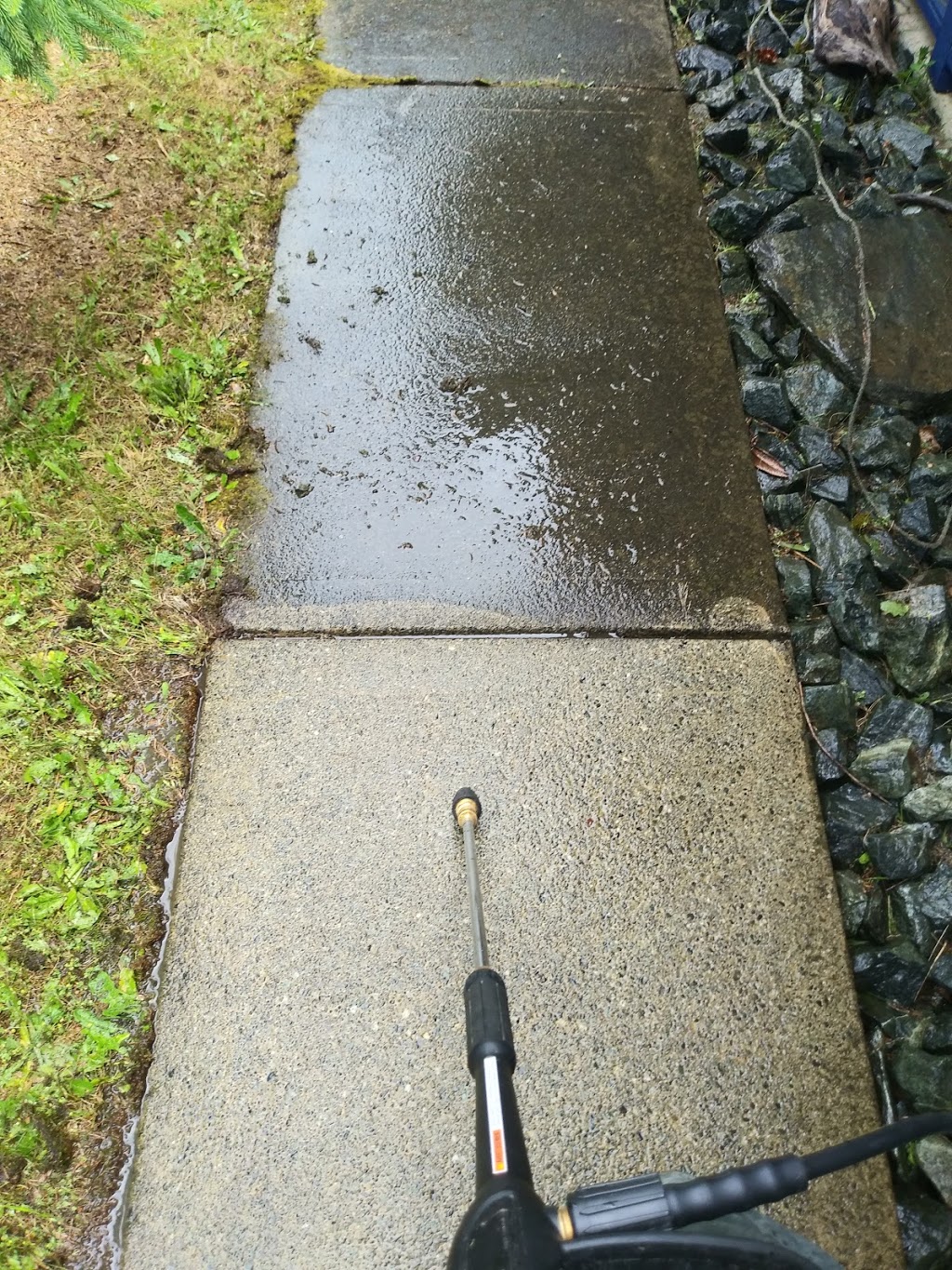 JJB Yard Maintenance | 6796 Beaton Rd, Sooke, BC V9Z 0M2, Canada | Phone: (778) 922-1608