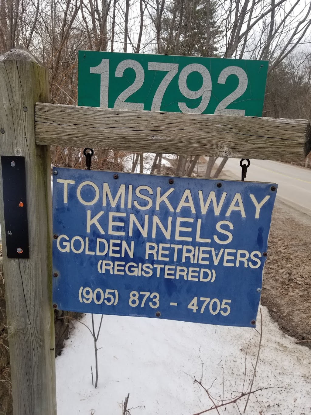 TOMISKAWAY KENNELS | 12792 10 Line, Georgetown, ON L7G 4S7, Canada | Phone: (905) 873-4705