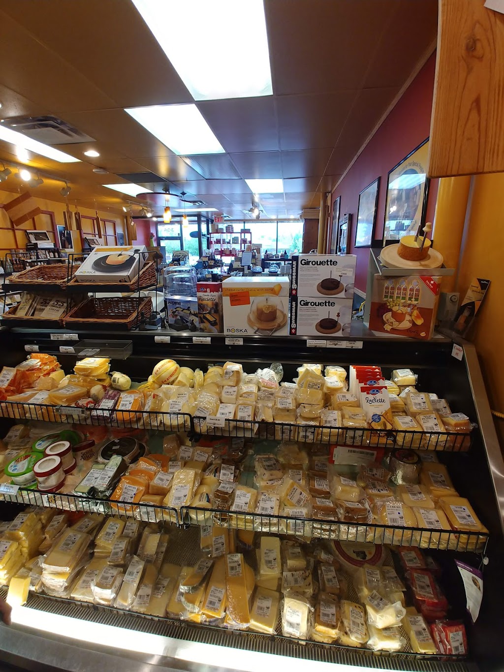 Springbank Cheese Co. - Willow Park Village | 10816 Macleod Trail South, Unit 304, Calgary, AB T2J 5N8, Canada | Phone: (403) 225-6040