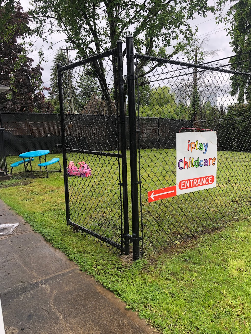 iPlay Childcare | 14012 103 Ave, Surrey, BC V3T 1S2, Canada | Phone: (778) 384-7362