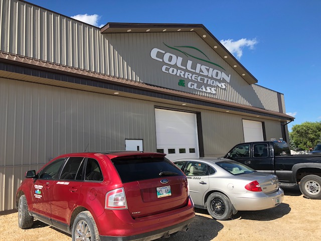 Collision Corrections | 30 1 Ave SE, Teulon, MB R0C 3B0, Canada | Phone: (204) 886-3333