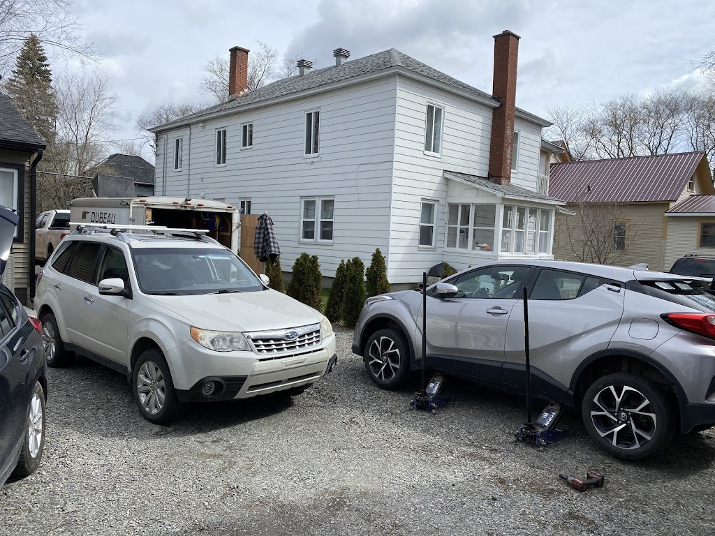 Dubeau Auto - Pneus à domicile | Rue de la Rivière, Cowansville, QC J2K 3G6, Canada | Phone: (514) 829-3912