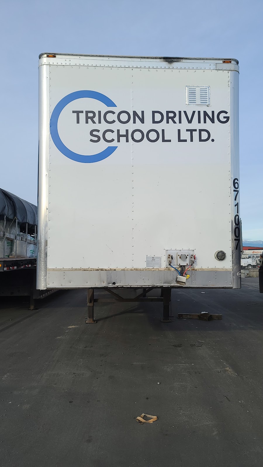 Tricon Driving School | 26875 Fraser Hwy, Aldergrove, BC V4W 3E4, Canada | Phone: (778) 549-1727