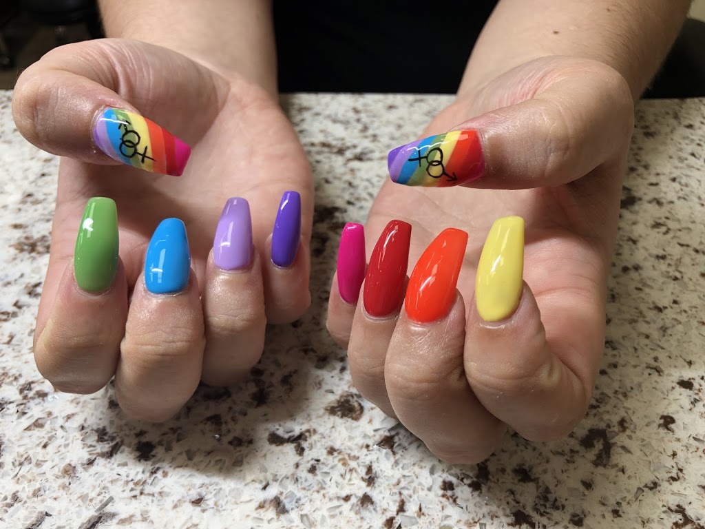 Barries Best Nails Salon | 320 Bayfield St, Barrie, ON L4M 3C1, Canada | Phone: (705) 725-0888