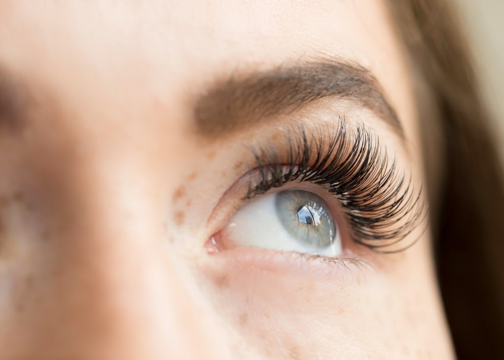 LashMie Eyelash Extensions | 3010 Boundary Rd, Burnaby, BC V5M 4A1, Canada | Phone: (604) 724-5848