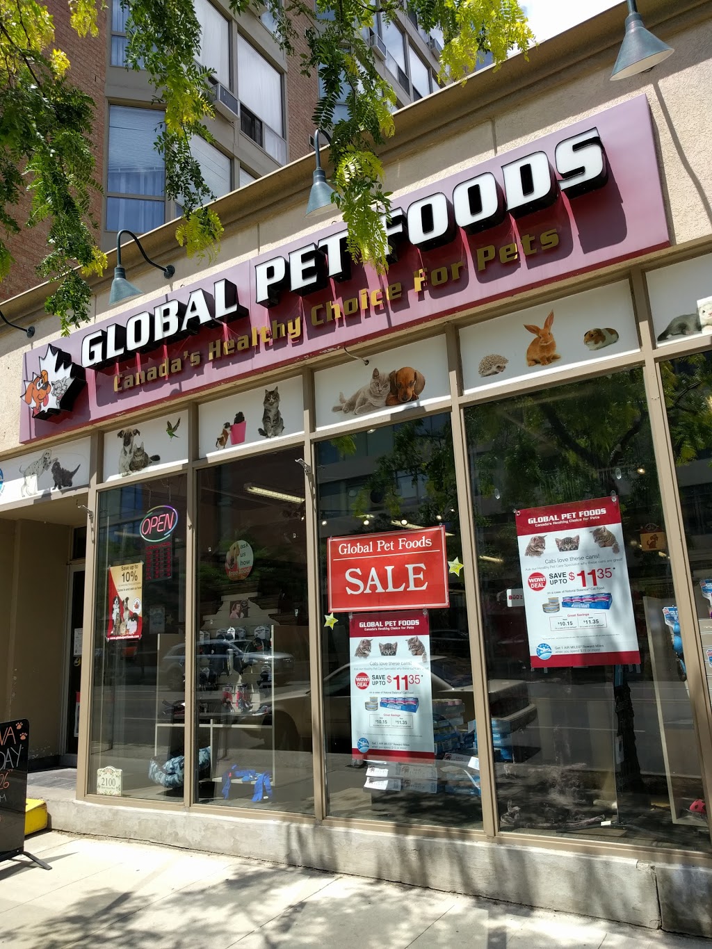 Global Pet Foods | Bloor & High Park, 2100 Bloor St W, Toronto, ON M6S 1M7, Canada | Phone: (416) 604-9272