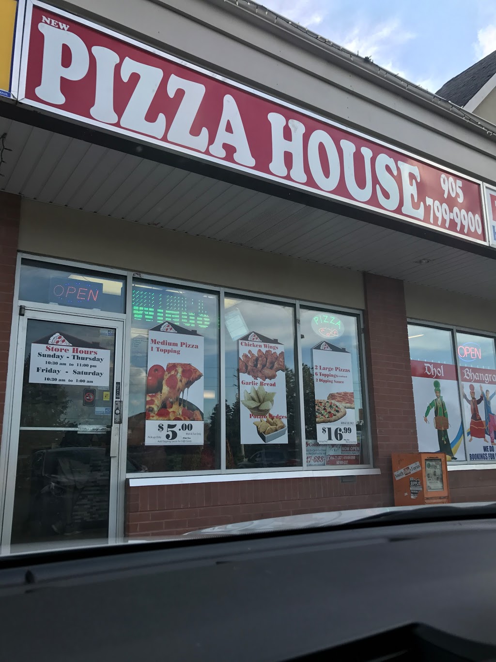 New Pizza House | 31 Steeplebush Ave, Brampton, ON L6R 2K4, Canada | Phone: (905) 799-9900