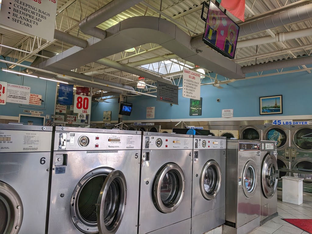 24 Hour Coin Laundromat | 168 Kennedy Rd S #8, Brampton, ON L6W 3G6, Canada | Phone: (416) 255-5901