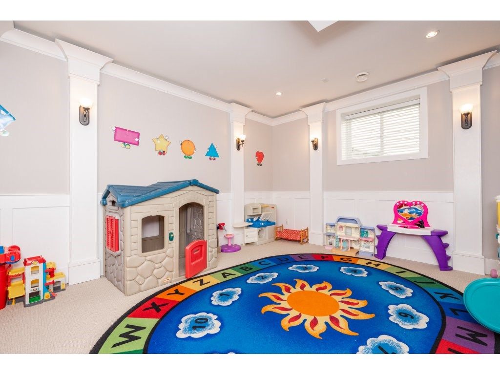 Moonlight Daycare | 17863 71A Ave, Surrey, BC V3S 0Z7, Canada | Phone: (604) 372-0678