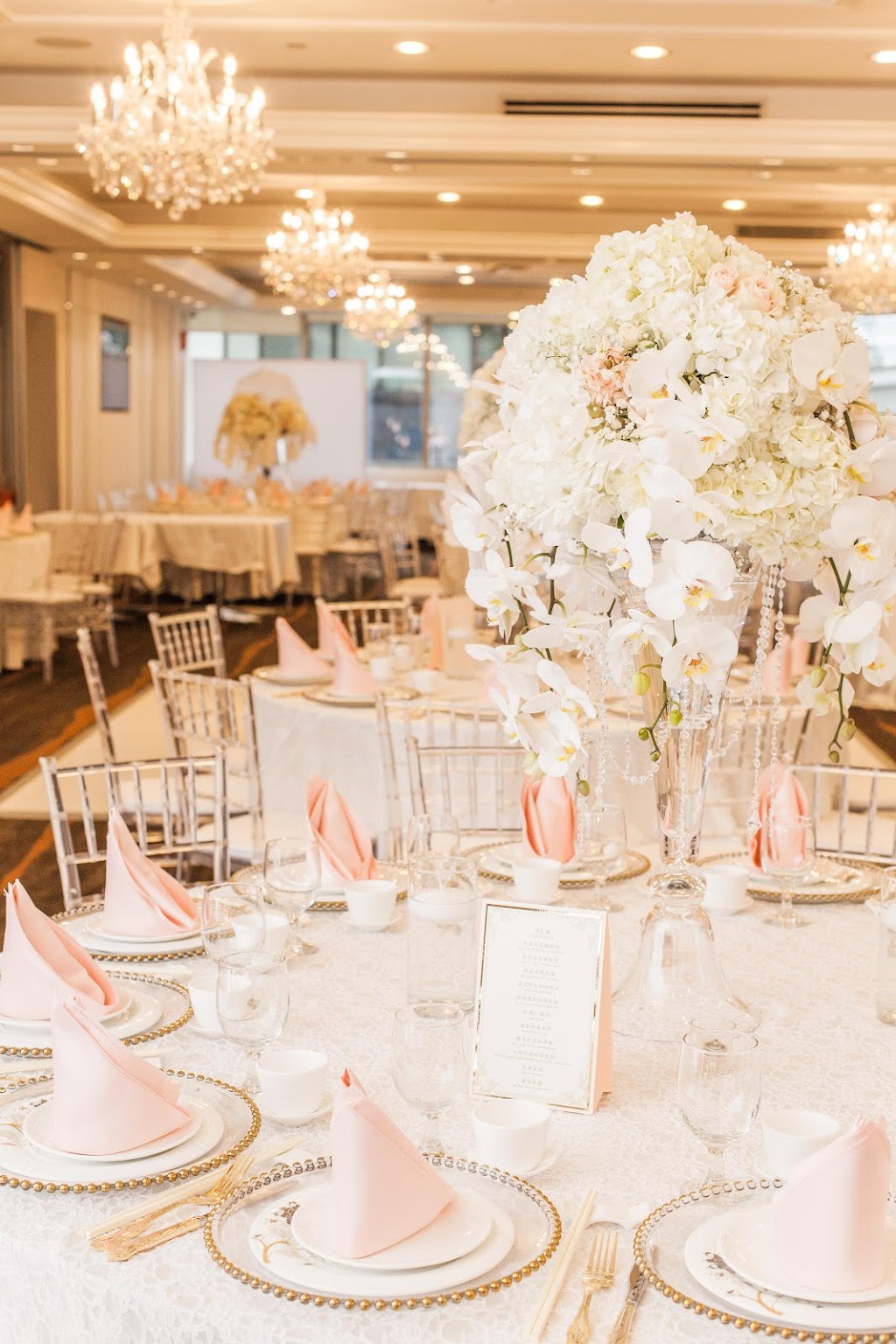 Vancouver Chiavari Chairs | 11691 Oldfield Ave, Richmond, BC V6X 1M3, Canada | Phone: (604) 317-0772