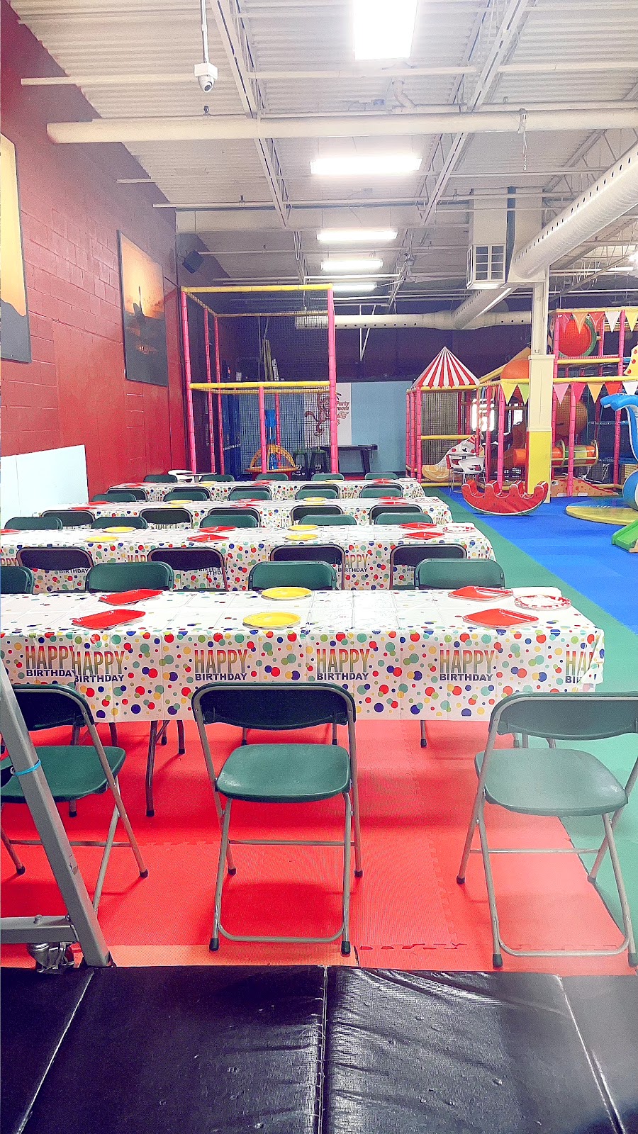 Cirque du Play Kids Indoor playground | 525 Main St E, Milton, ON L9T 3J2, Canada | Phone: (905) 878-8348