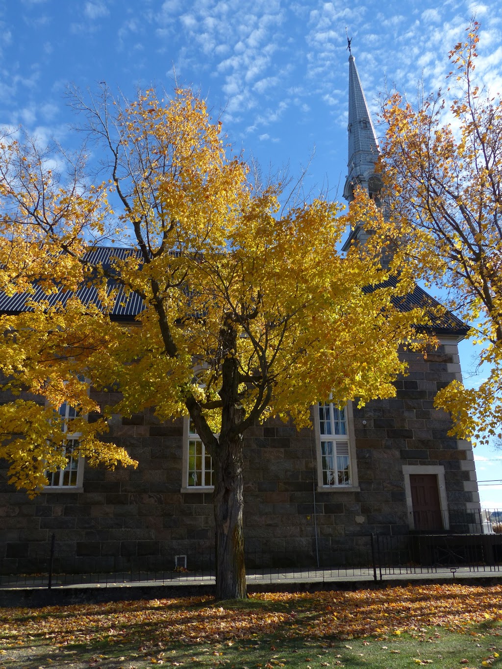 Chapelle catholique Sainte-Anne | 750 Rue Notre Dame N, Sainte-Marie, QC G6E 2K9, Canada | Phone: (418) 387-5467