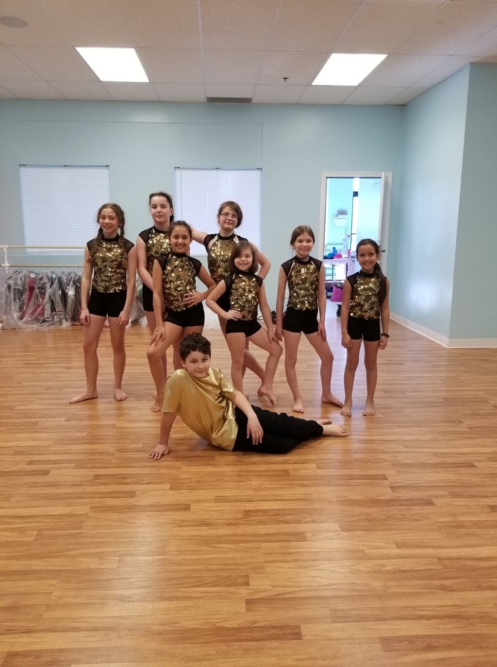 Step Above Dance Academy | 3250 Schmon Pkwy #8, Thorold, ON L2V 4Y6, Canada | Phone: (905) 682-1037