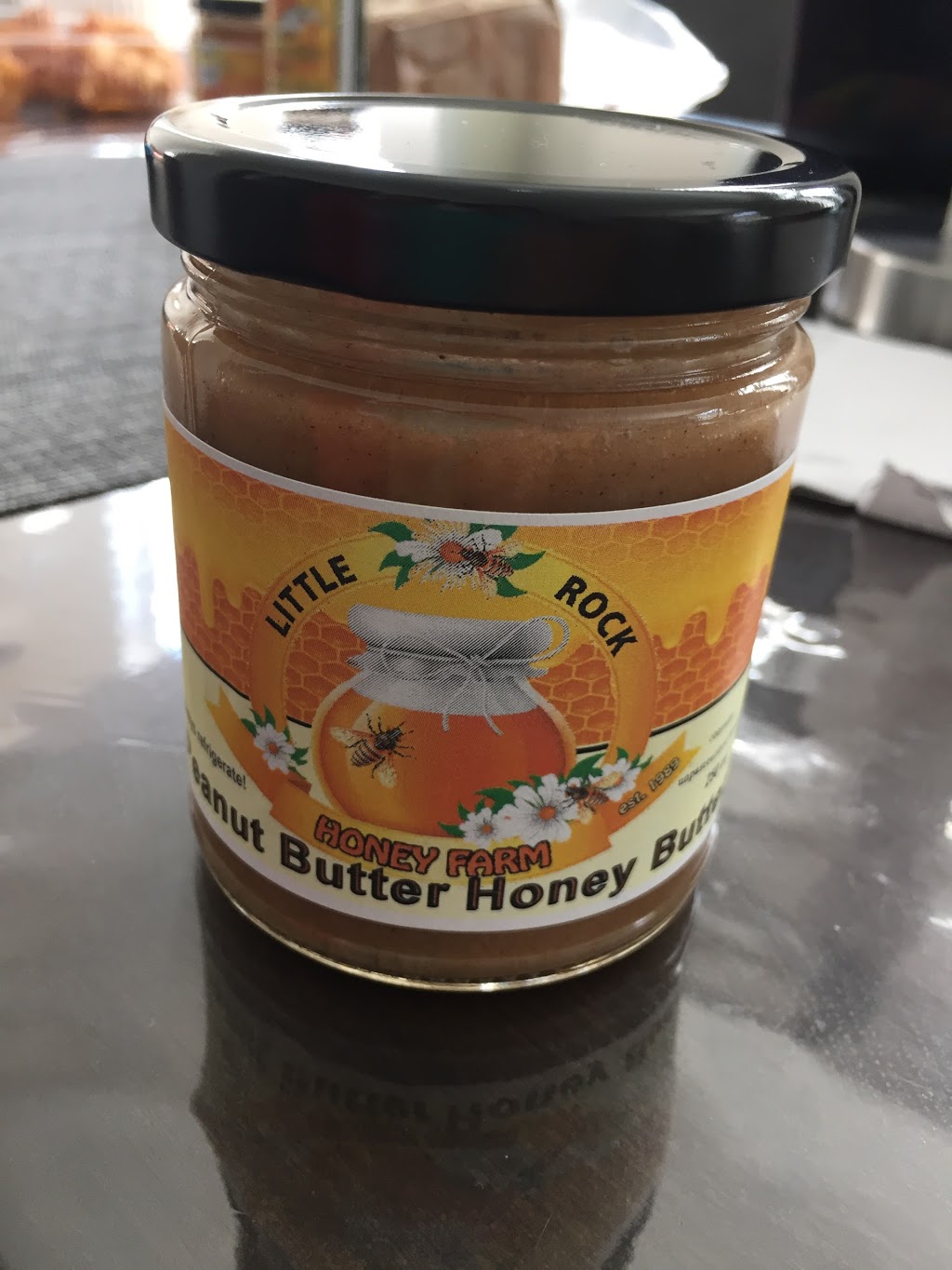 The Little Rock Honey Farm | 2054 Concession Rd 8, Tottenham, ON L0G 1W0, Canada | Phone: (647) 231-2822