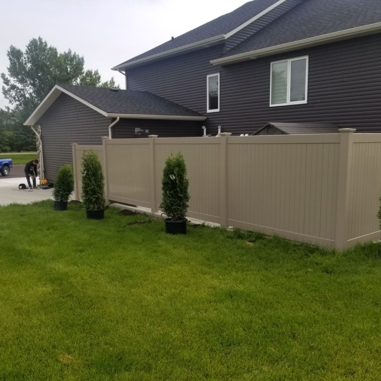 Central Alberta Fencing Inc. | 25 Belich Cres, Red Deer County, AB T4S 2K5, Canada | Phone: (403) 986-5484