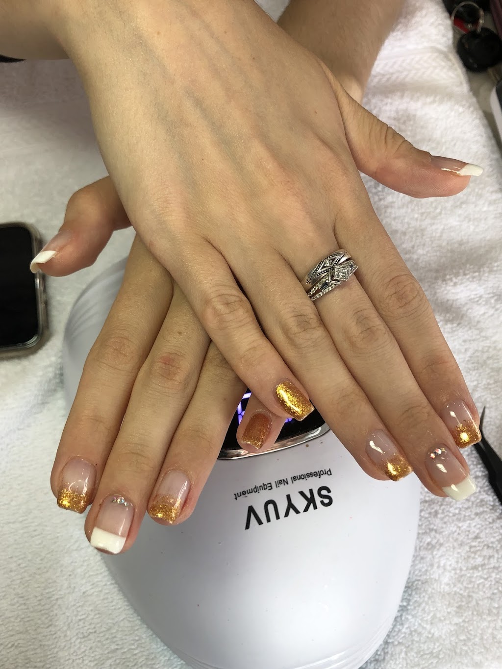 Nail Gallery | 1123 Lodestar Rd, North York, ON M3J 0G9, Canada | Phone: (416) 635-0999