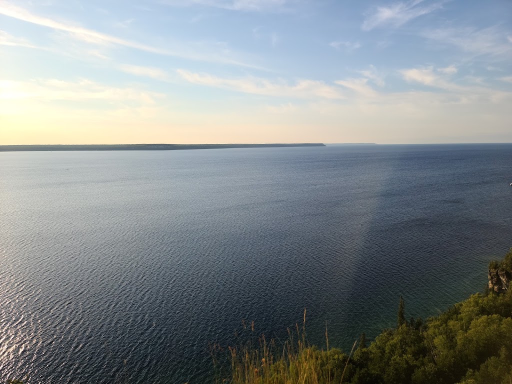 Lion’s Head Lookout Trail Parking | McCurdy Drive Parkette, Bruce Trail, Lions Head, ON N0H 1W0, Canada | Phone: (519) 793-3522