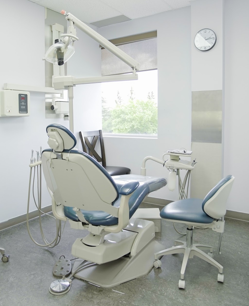 Green Plaza Dental | 4818 Westwinds Dr NE, Calgary, AB T3J 3Z5, Canada | Phone: (403) 293-3131