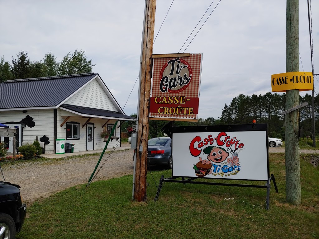 Casse-Croûte Chez Ti-Gars | 1417 Chemin 323 Sud, Amherst, QC J0T 2L0, Canada | Phone: (819) 687-9393