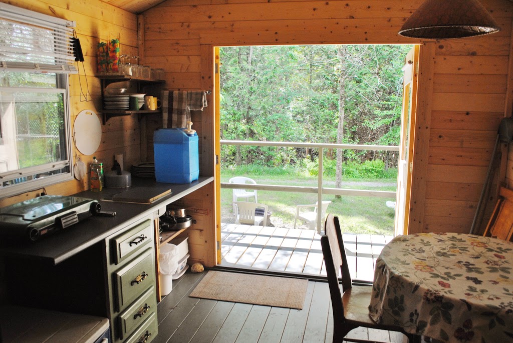 Camping Du Pont Couvert | 2335 Chemin du Pont Couvert, Waterville, QC J0B 3H0, Canada | Phone: (819) 562-6421