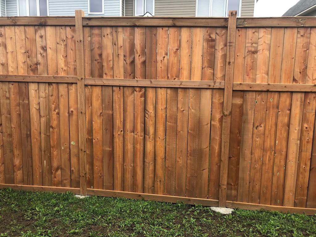 Capital Deck and Fence | 250 Tofino Private, Kanata, ON K2M 0B1, Canada | Phone: (613) 413-7572