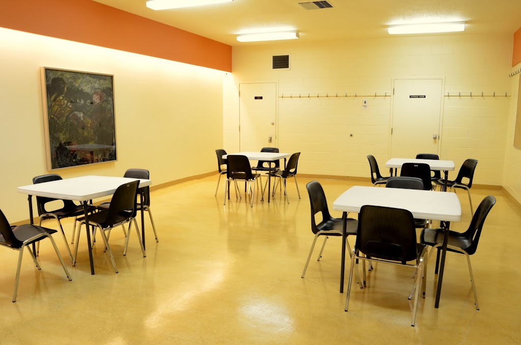 Carleton Heights Community Centre | 1665 Apeldoorn Ave, Ottawa, ON K2C 1V6, Canada | Phone: (613) 226-2208