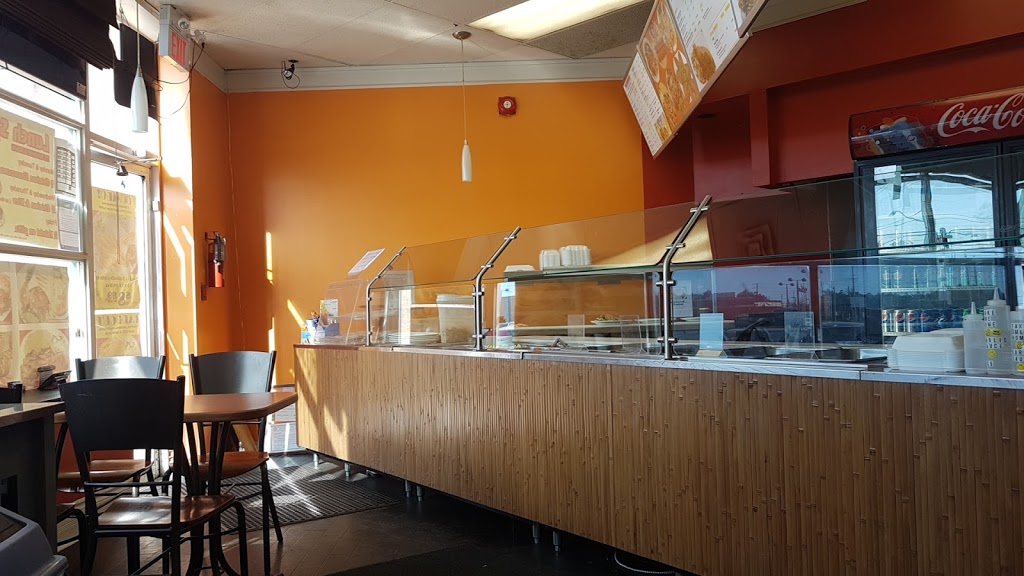 Shawarma Hut | 17 Queen St N, Mississauga, ON L5N 1A2, Canada | Phone: (905) 286-9495